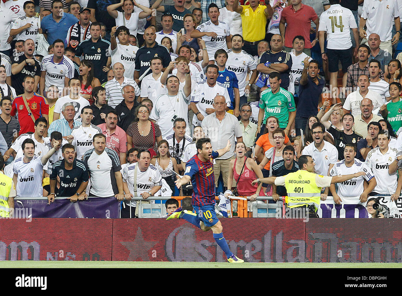 barcelona 3 real madrid 2 supercopa 2011