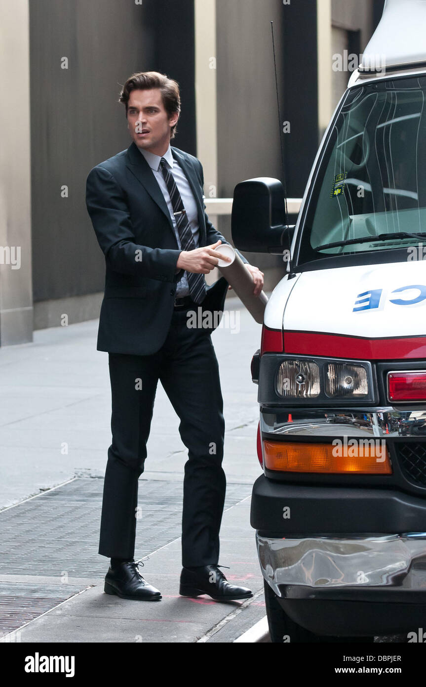 Matt Bomer shooting on location for 'White Collar' in the Wall Street ...