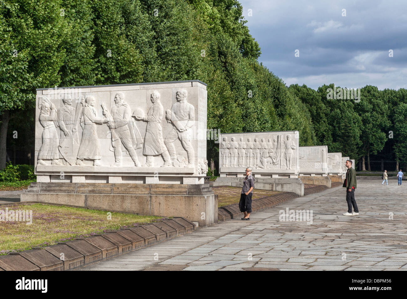 Sarcophagi bearing military scenes at the Soviet War memorial for 5000 soldiers who died in WW2 - Treptow, Berlin Stock Photo