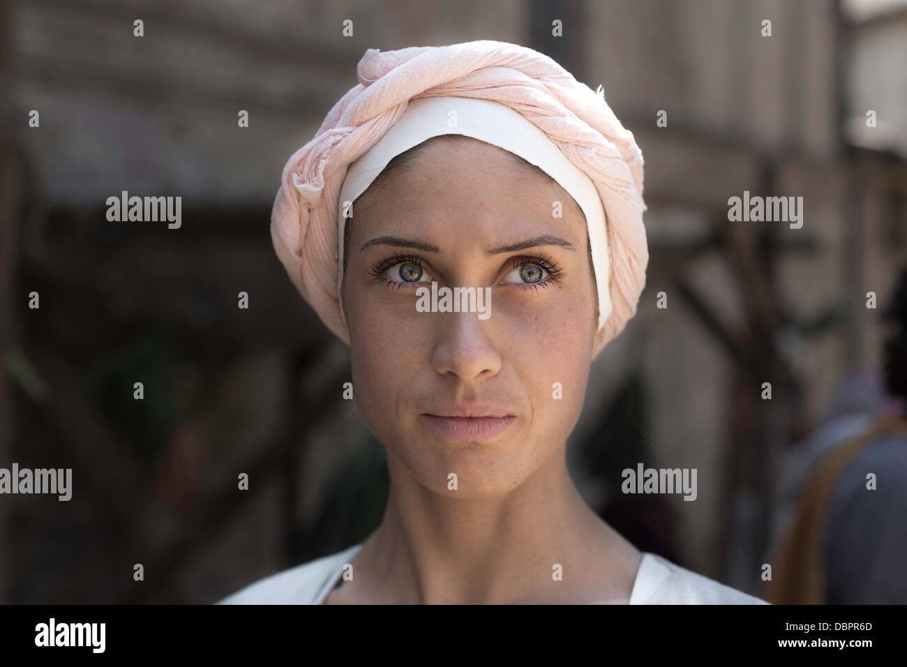 Medieval woman hi-res stock photography and images - Alamy