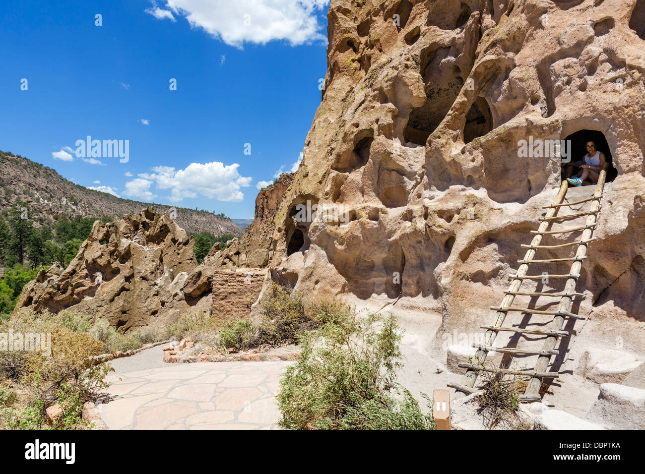 Pueblo Indian cliff dwellings at Bandelier National, Monument, near Los Alamos, New Mexico, USA Stock Photo