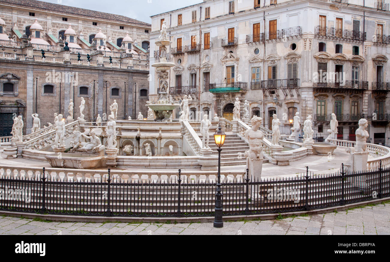 Palermo - Florentine fountain on Piazza Pretoria in morning Stock Photo