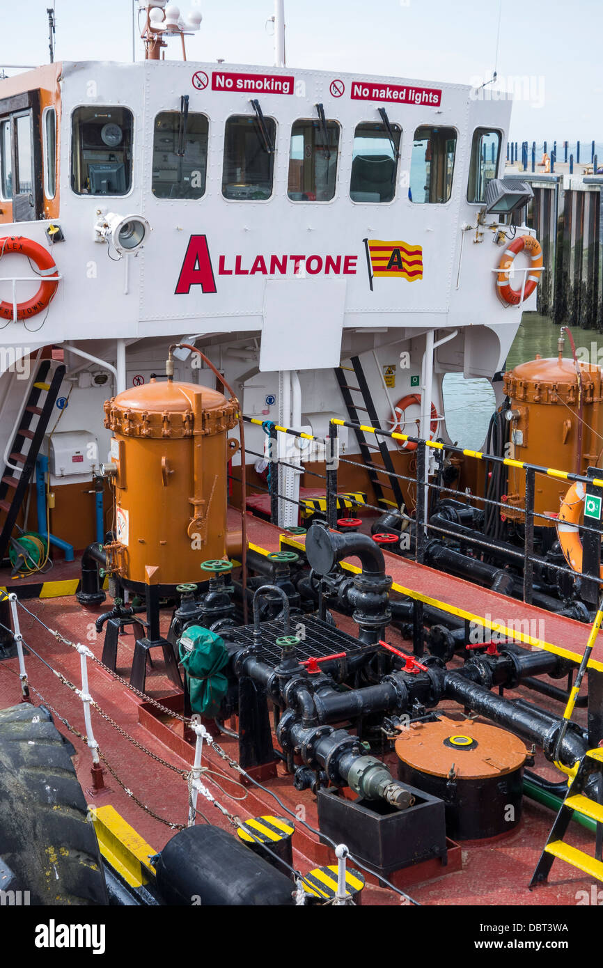 Culex Oil Tanker Allantone Supplies Ltd Stock Photo