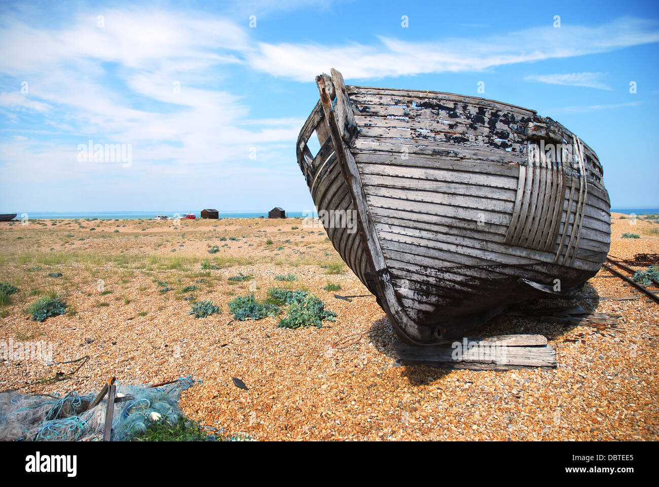 Abandoned fishing trawler on Dungeness beach, Kent Stock Photo - Alamy