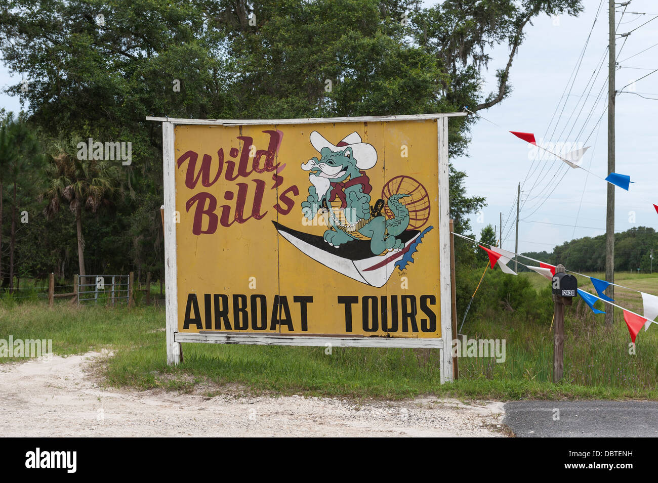 Wild Bill's Airboat tours located on State road 44 in Wildwood, Florida