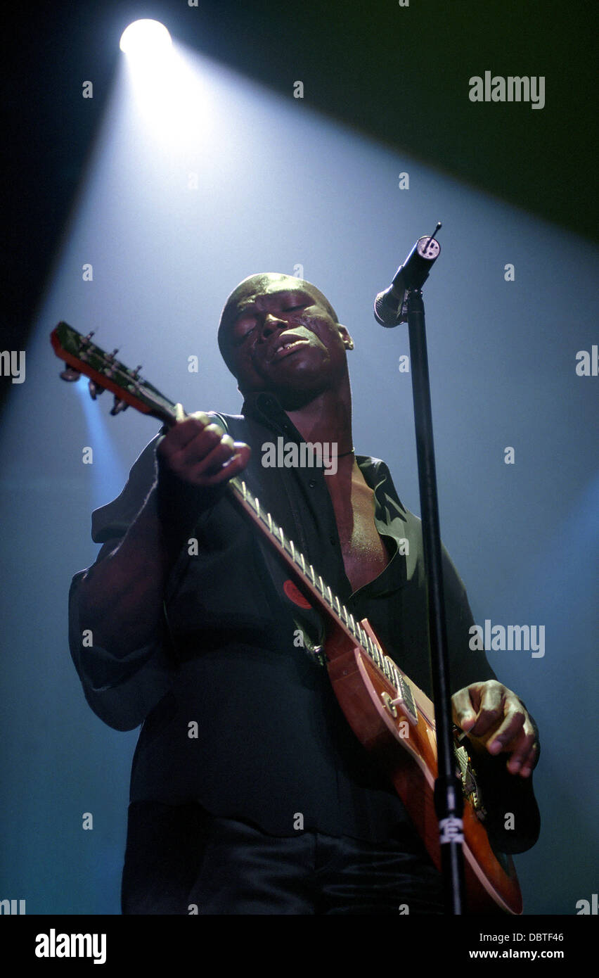 Seal musician hires stock photography and images Alamy