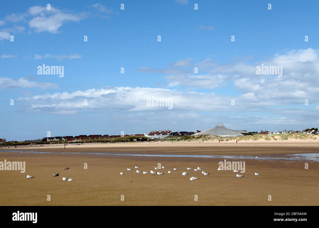 Crosby merseyside hi-res stock photography and images - Alamy