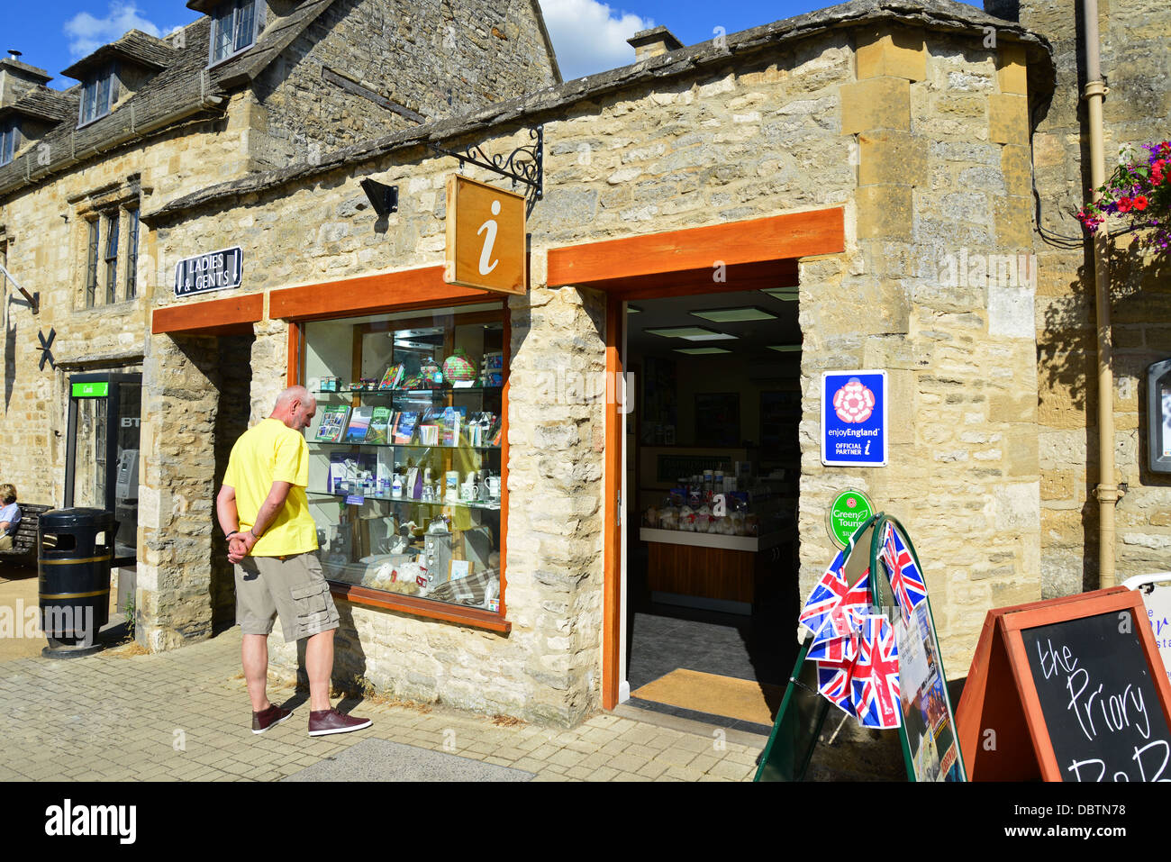 Tourist Information Office, High Street, Burford, Cotswolds, Oxfordshire, England, United Kingdom Stock Photo