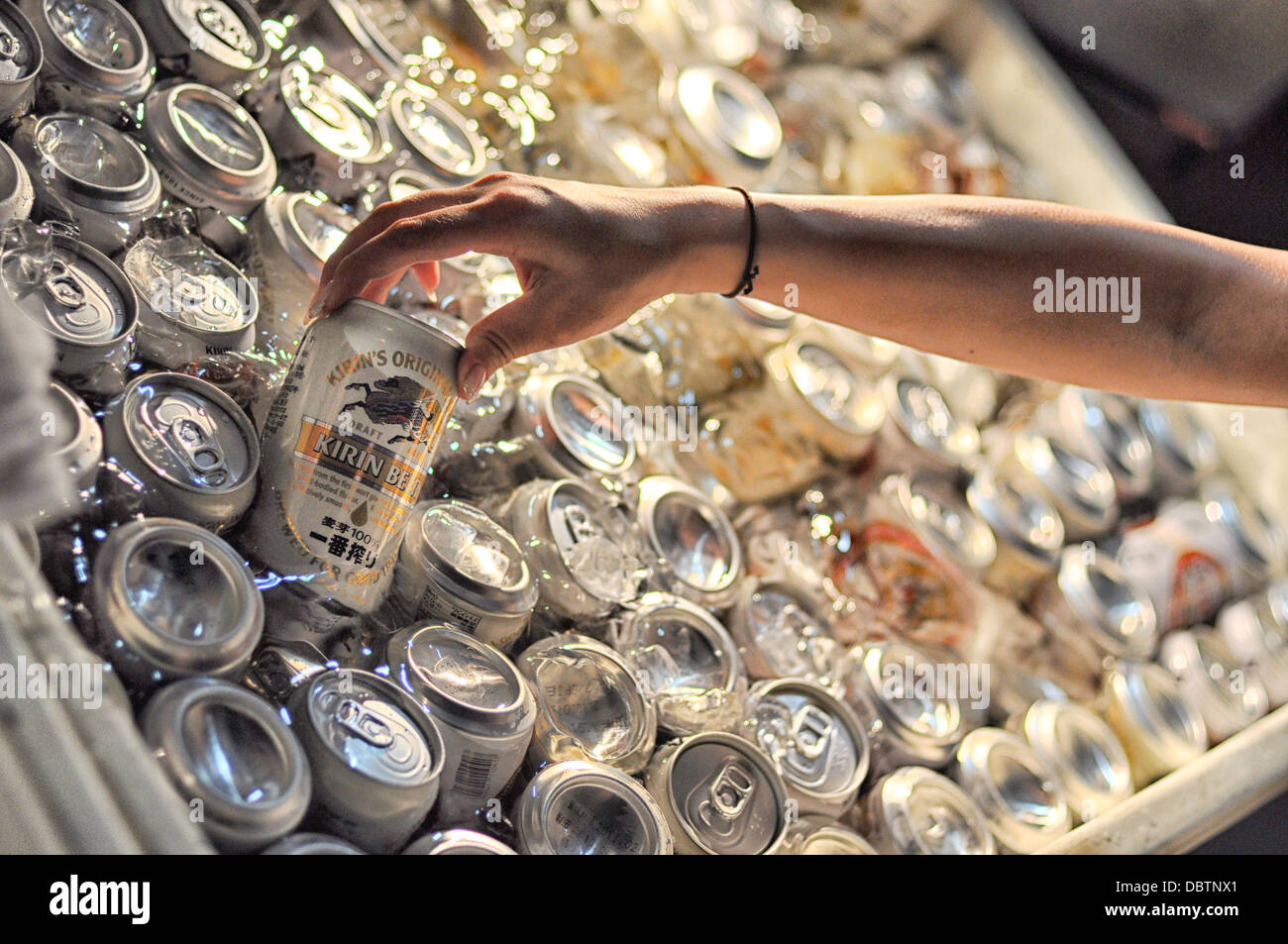 Kirin japanese beer hi-res stock photography and images - Alamy