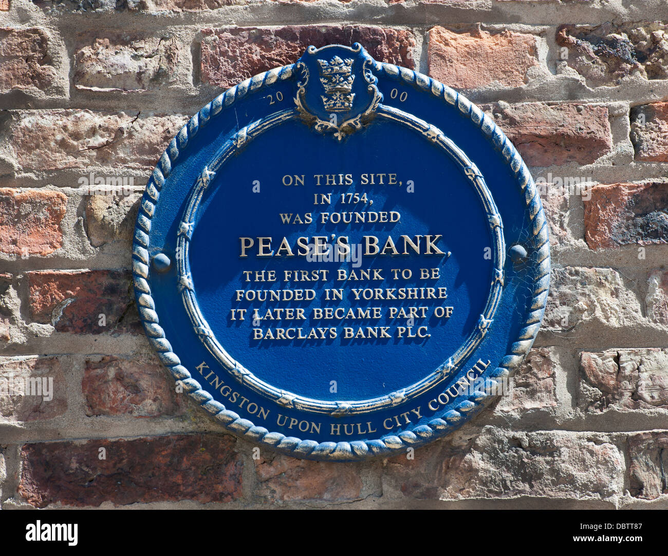 Blue plaque for the site of Peace's Bank, 18 High Street, Kingston upon Hull, North Humberside, Yorkshire, England. UK. Stock Photo