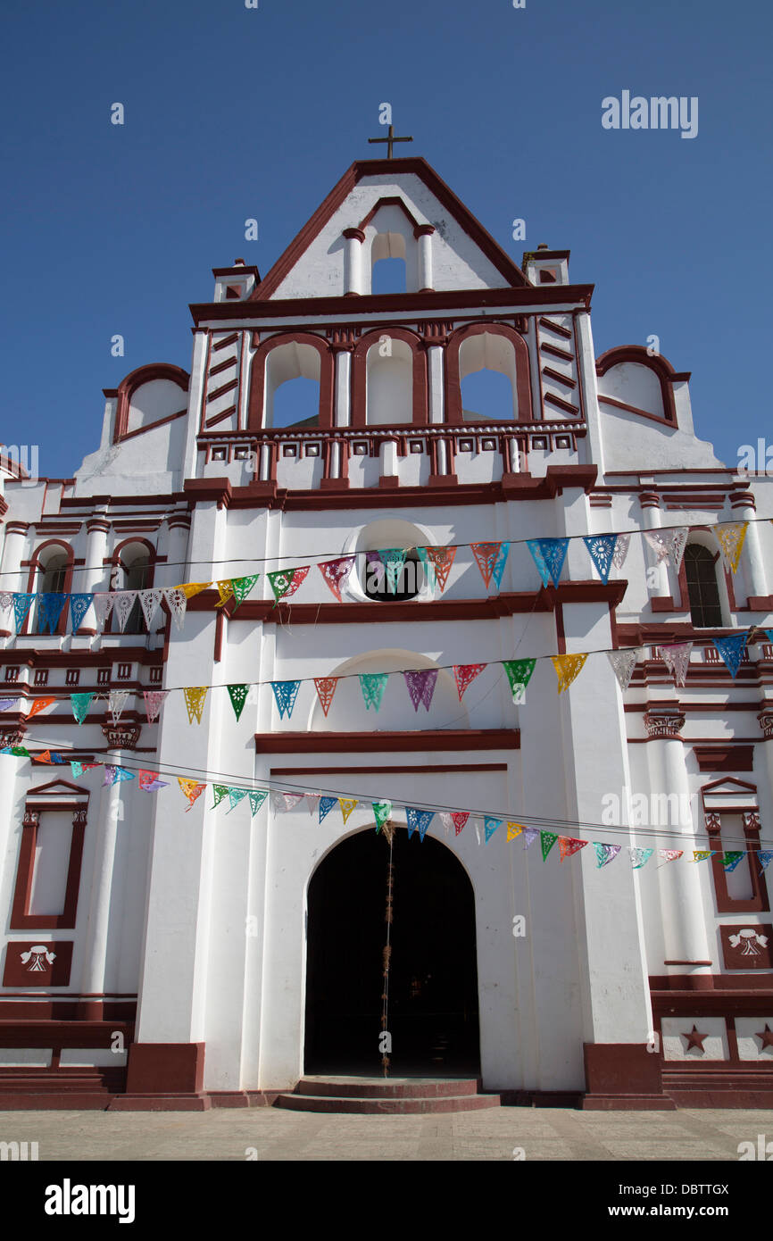Facade of the Santo Domingo Church, originally built during the late 16th century, Chiapa de Corzo, Chiapas, Mexico Stock Photo