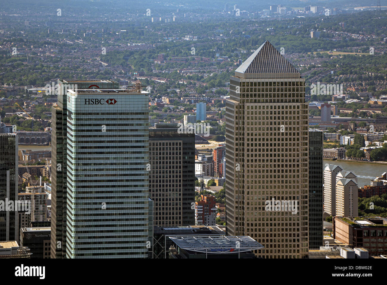 Canary wharf hsbc hi-res stock photography and images - Alamy