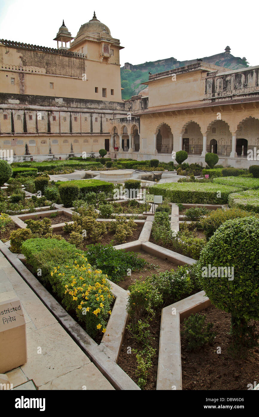 Amer fort mirror hi-res stock photography and images - Alamy
