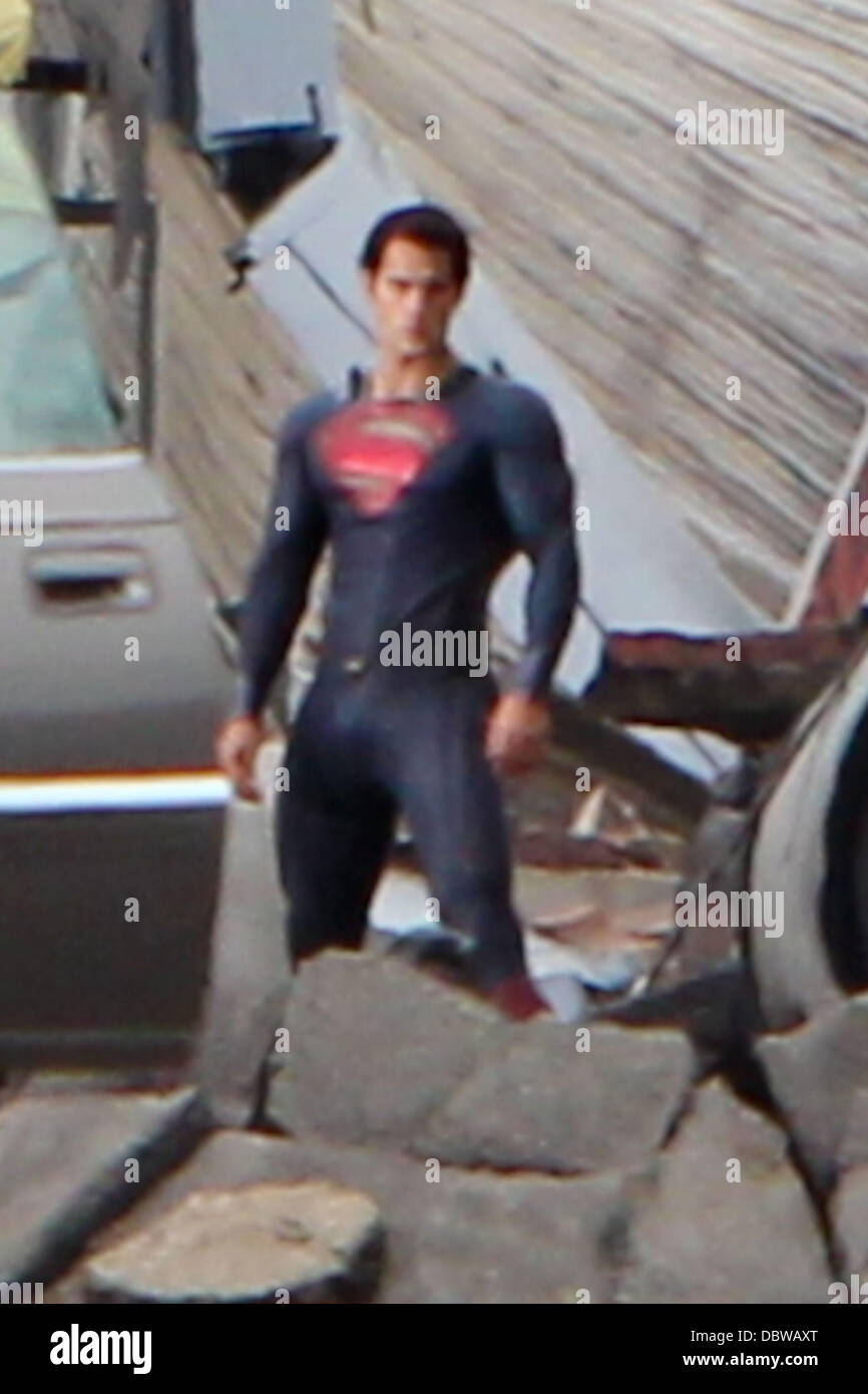 Henry Cavill Filmed New Superman Scene In Early August - Geekosity