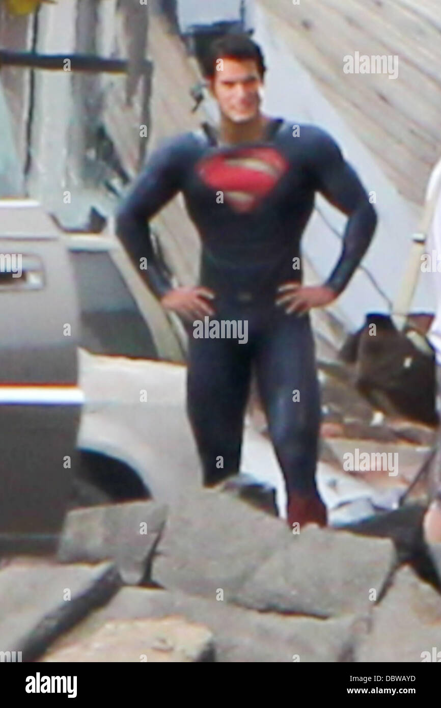 Henry Cavill News: Chicago Filming Wrap: Superman Makes A