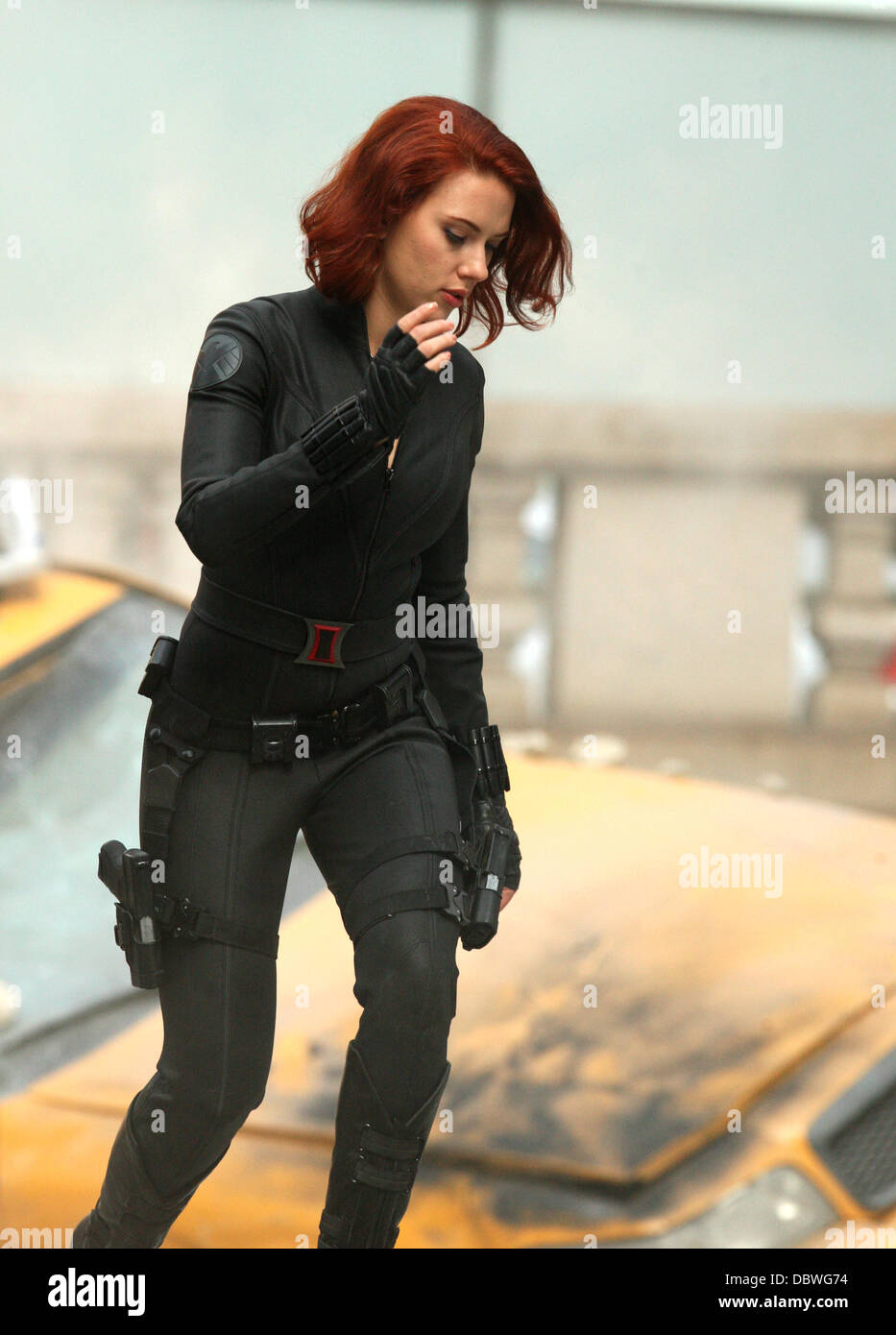 Scarlett Johansson on the film set of 'The Avengers', shooting on location  in Manhattan New York City, USA - 03.09.11 Stock Photo - Alamy