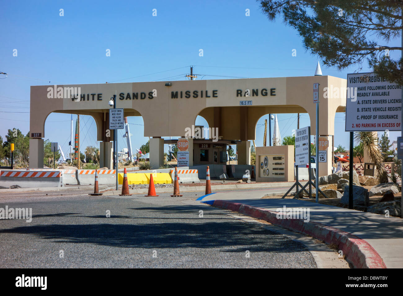 Entrance gate to White Sands Missile Range, near Alamogordo, New Mexico, USA Stock Photo