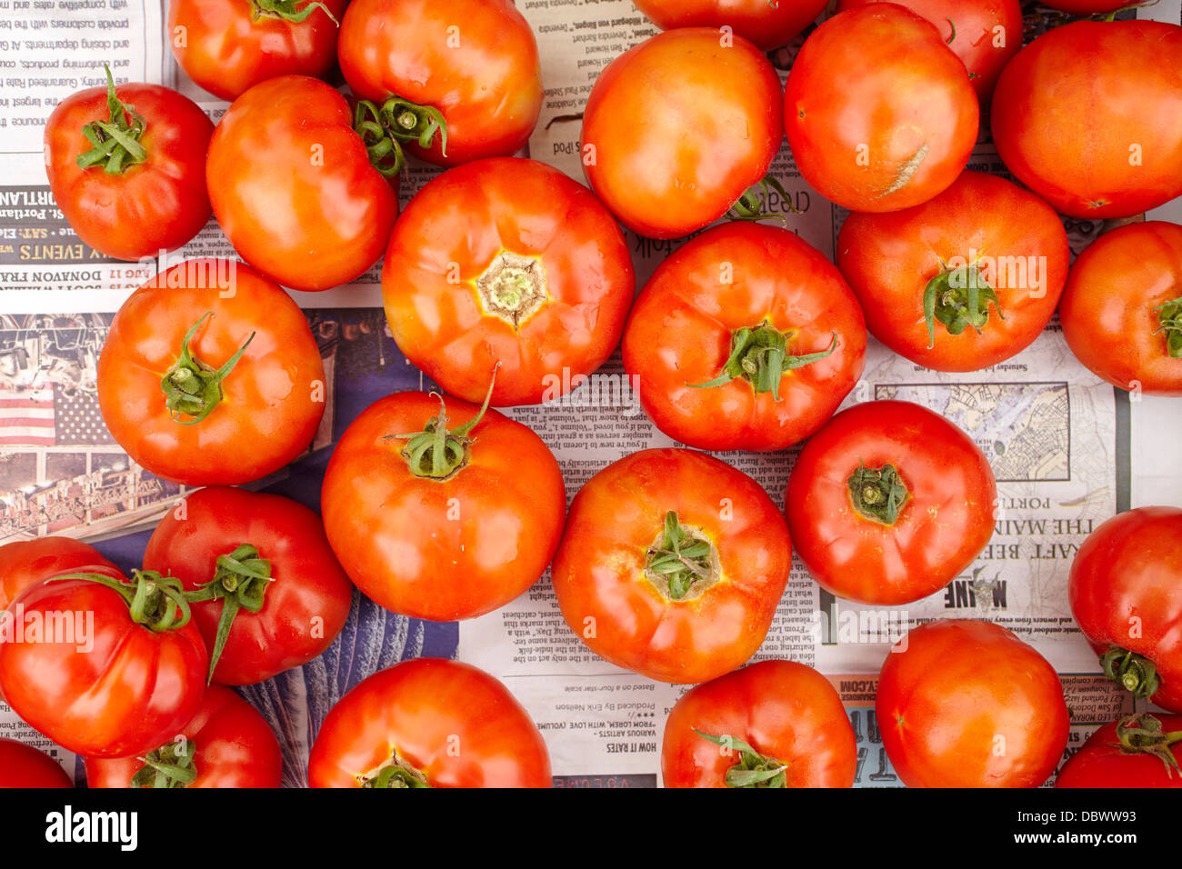 Whole tomatoes hires stock photography and images Alamy