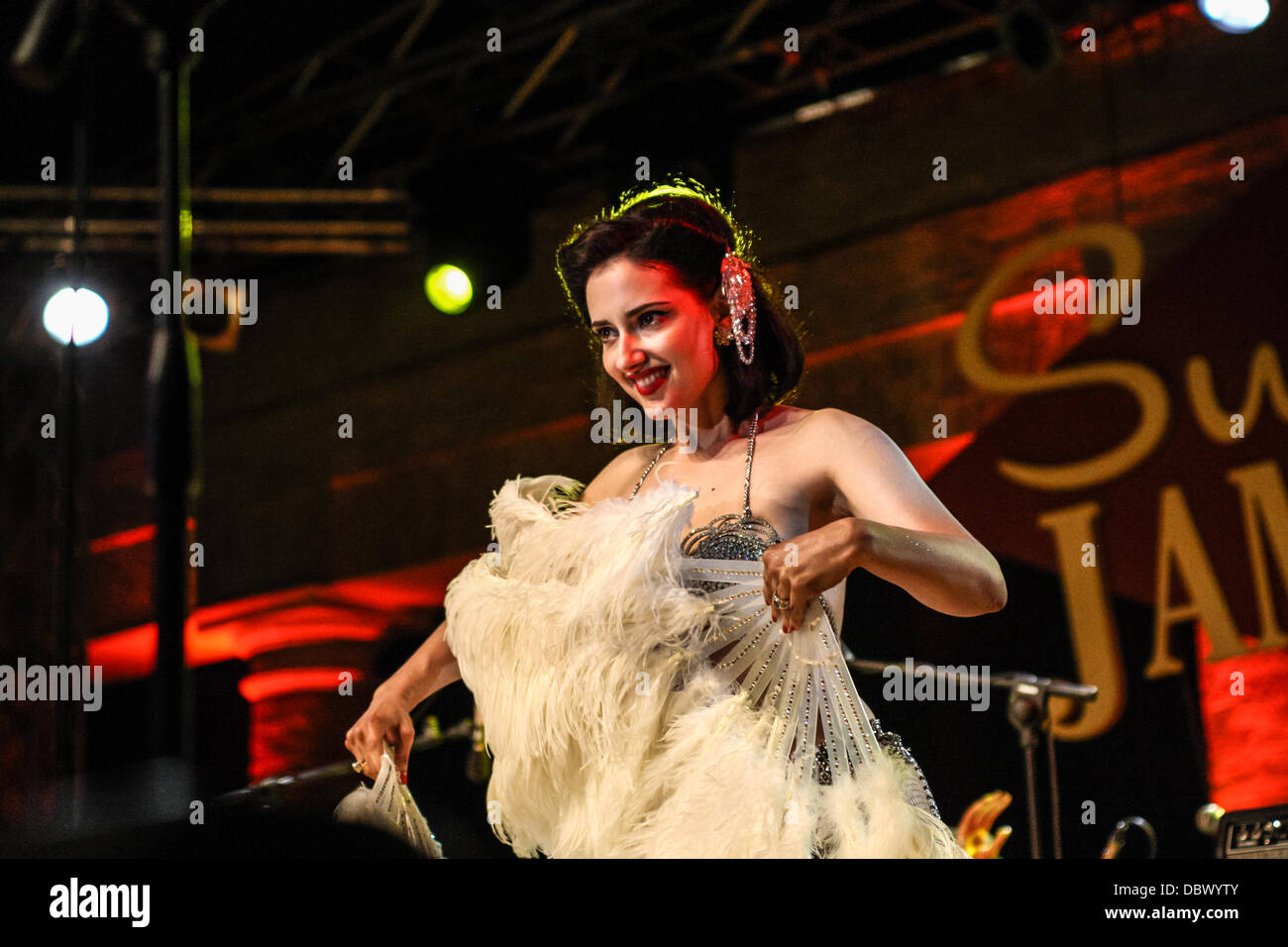 Senigallia, Italy. 2nd August, 2013. Waiting the Summer Jamboree  [International Festival 60's revival Rock & Roll], Slike Steve and the Gangsters, at Main stage in Foro Annonario, Italy on Aug 04, 2013. Credit:  Valerio Agolino/Alamy Live News Stock Photo