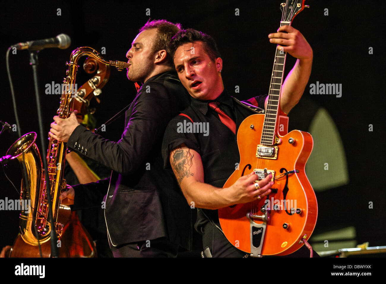 Senigallia, Italy. 2nd August, 2013. Waiting the Summer Jamboree  [International Festival 60's revival Rock & Roll], Slike Steve and the Gangsters, at Main stage in Foro Annonario, Italy on Aug 04, 2013. Credit:  Valerio Agolino/Alamy Live News Stock Photo
