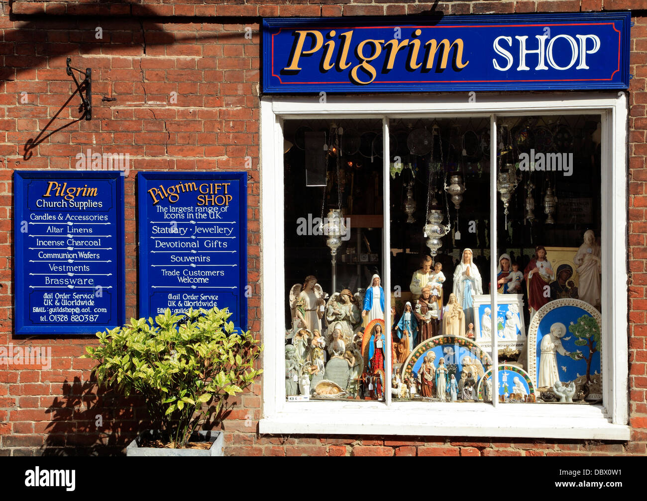 Walsingham Norfolk, The Pilgrim Shop, icon, icons church ecclesiastical goods supplies gift gifts England UK shops Stock Photo