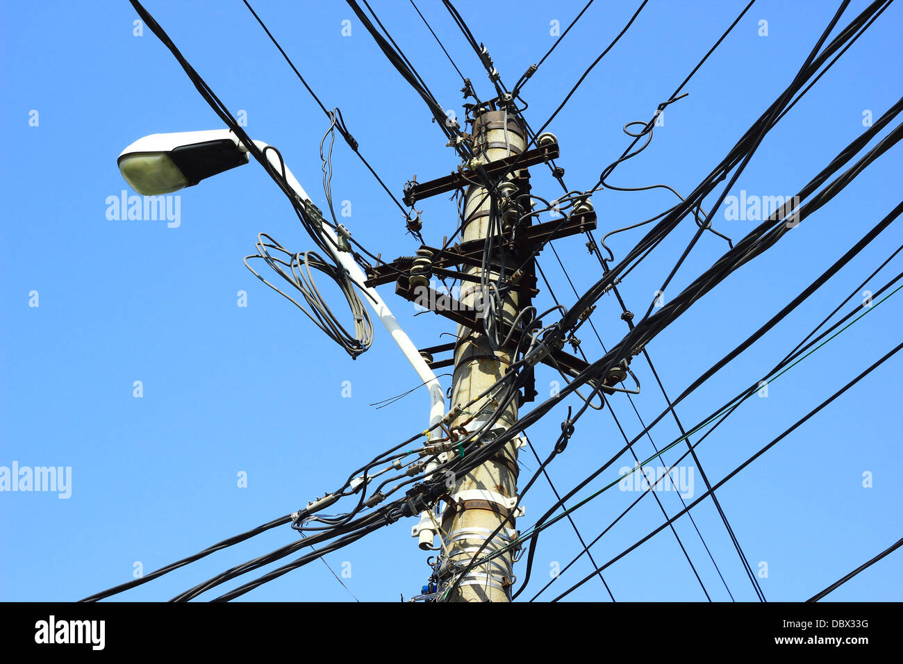 Tangled wires on the street Stock Photo Alamy