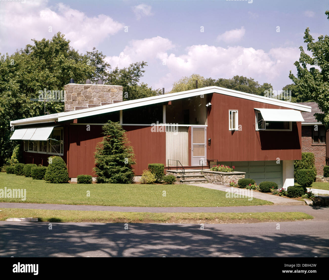 1960s Architecture Style