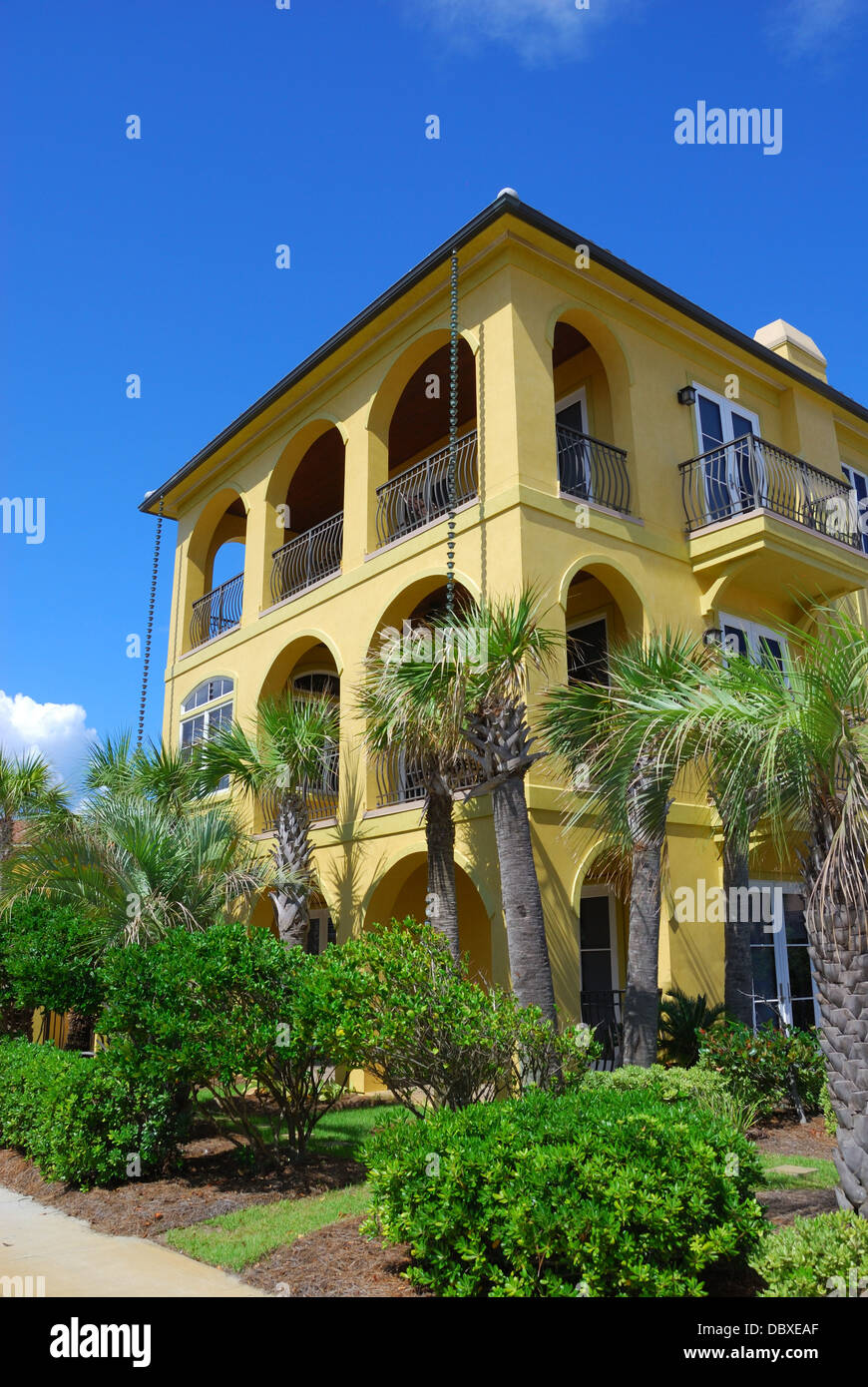Luxury Beach Home Stock Photo Alamy