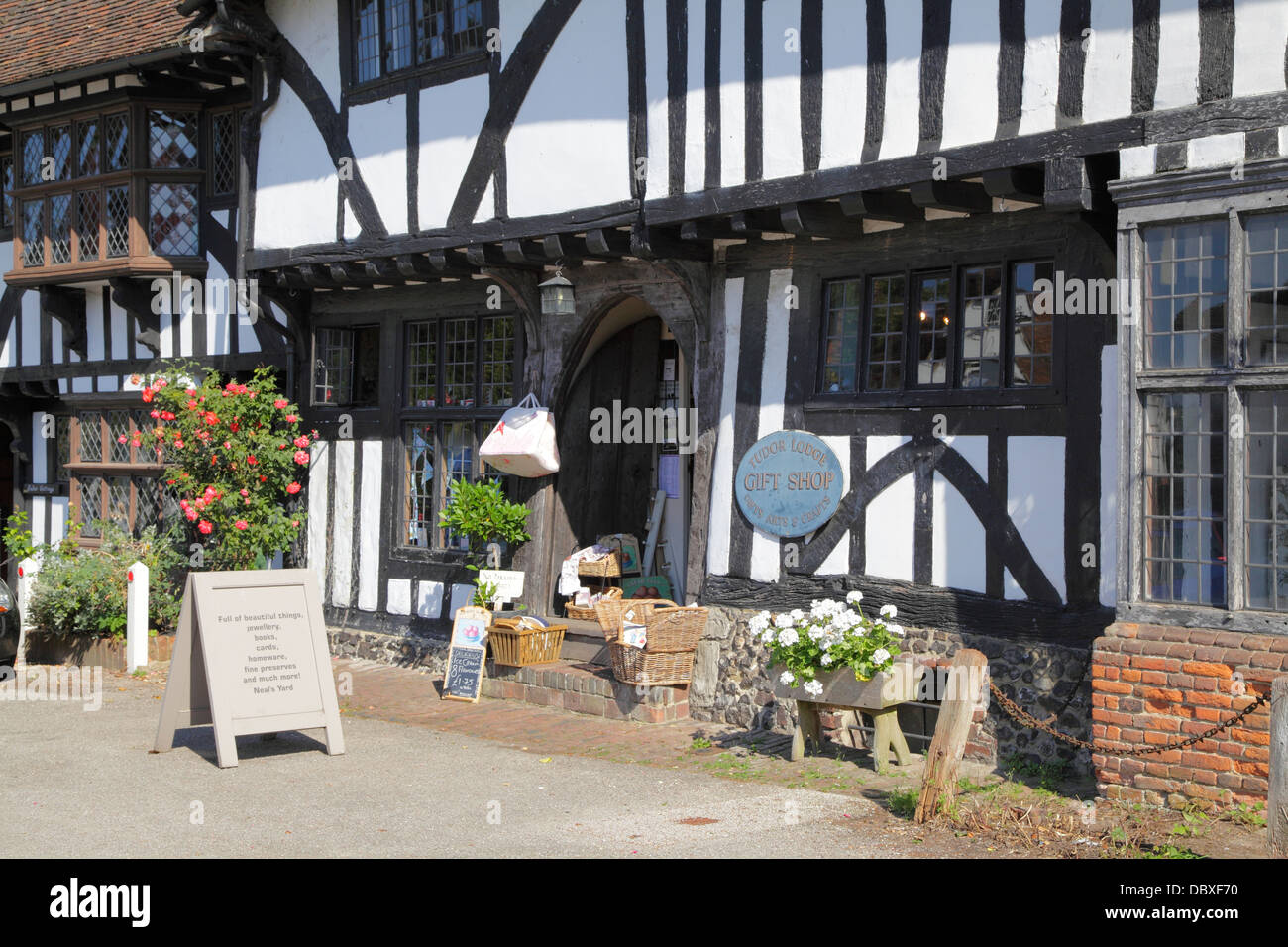 Tudor shop gift shop