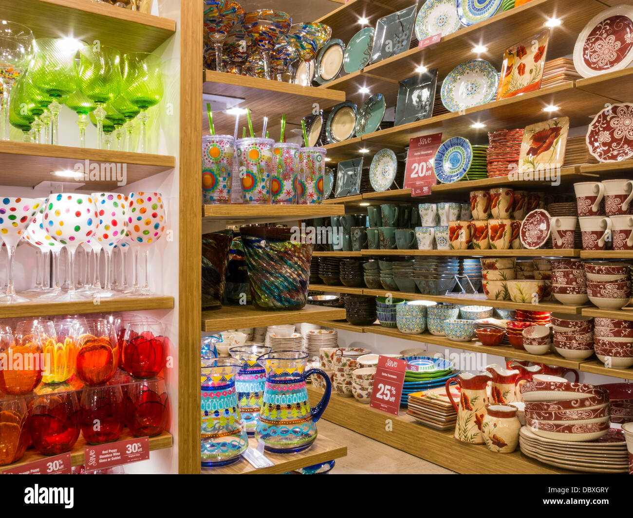Pier one imports hi-res stock photography and images - Alamy