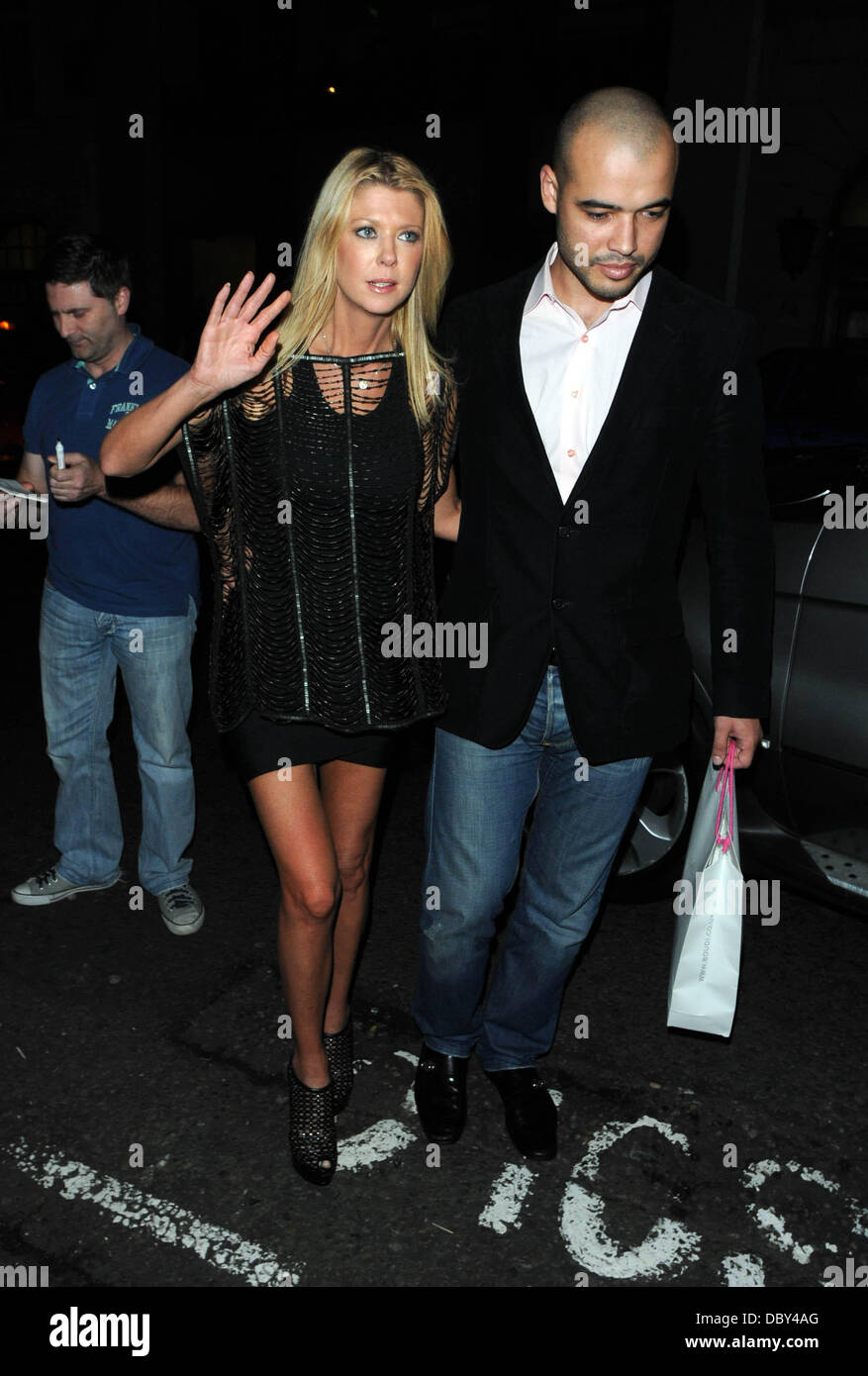 Tara Reid and her husband Zack Kehayov leaving Nobu Berkeley restaurant(01)