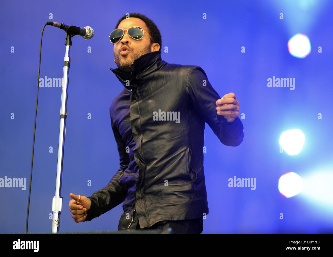 Lenny Kravitz Radio 2 Live In Hyde Park London England 11 09 11 Lenny kravitz radio 2 live in hyde park london england 11 09 11