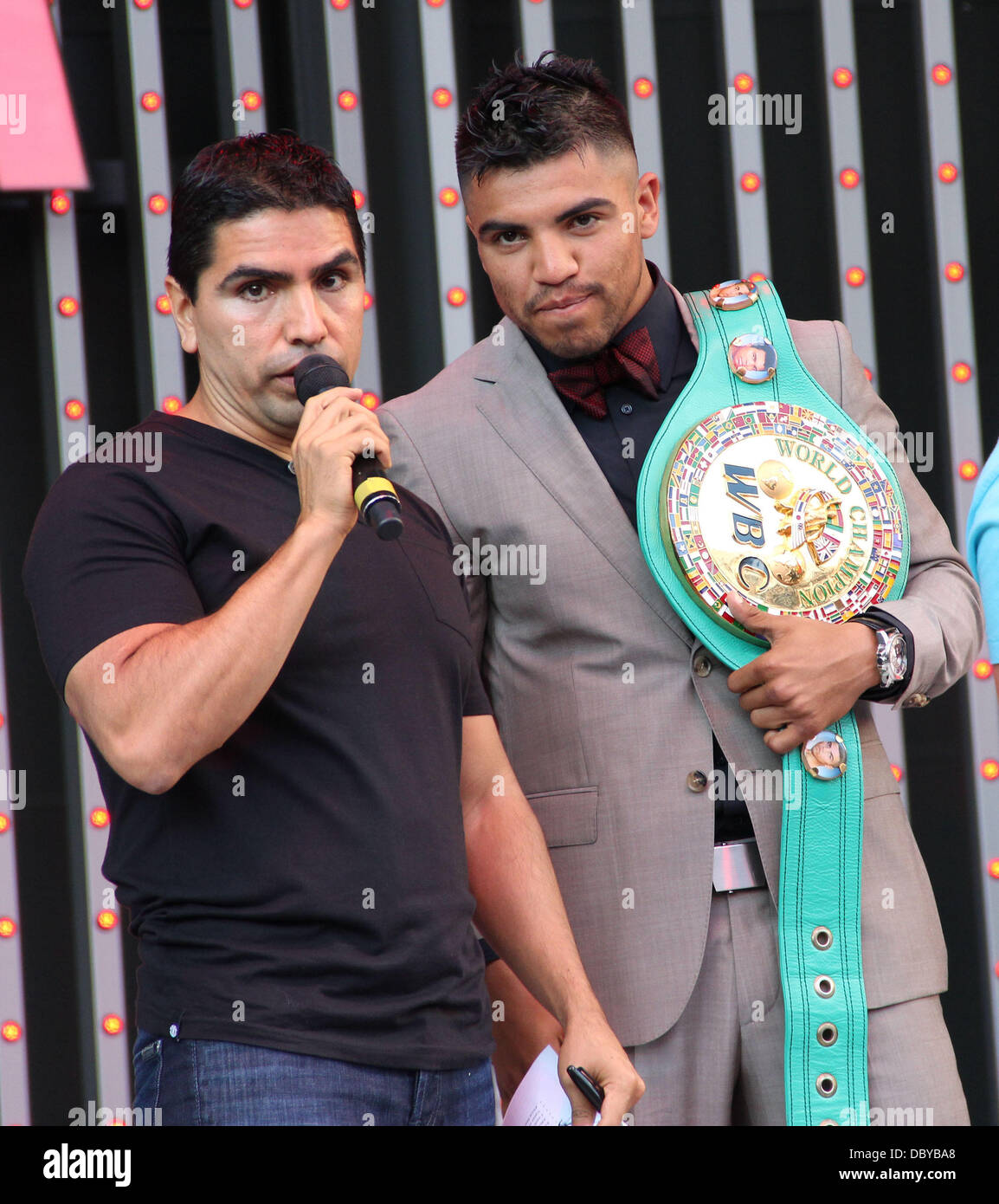 Victor Ortiz 'Star Power' star-studded photo-op featuring all pay-per-view fighters Universal City, California - 12.09.11 Stock Photo