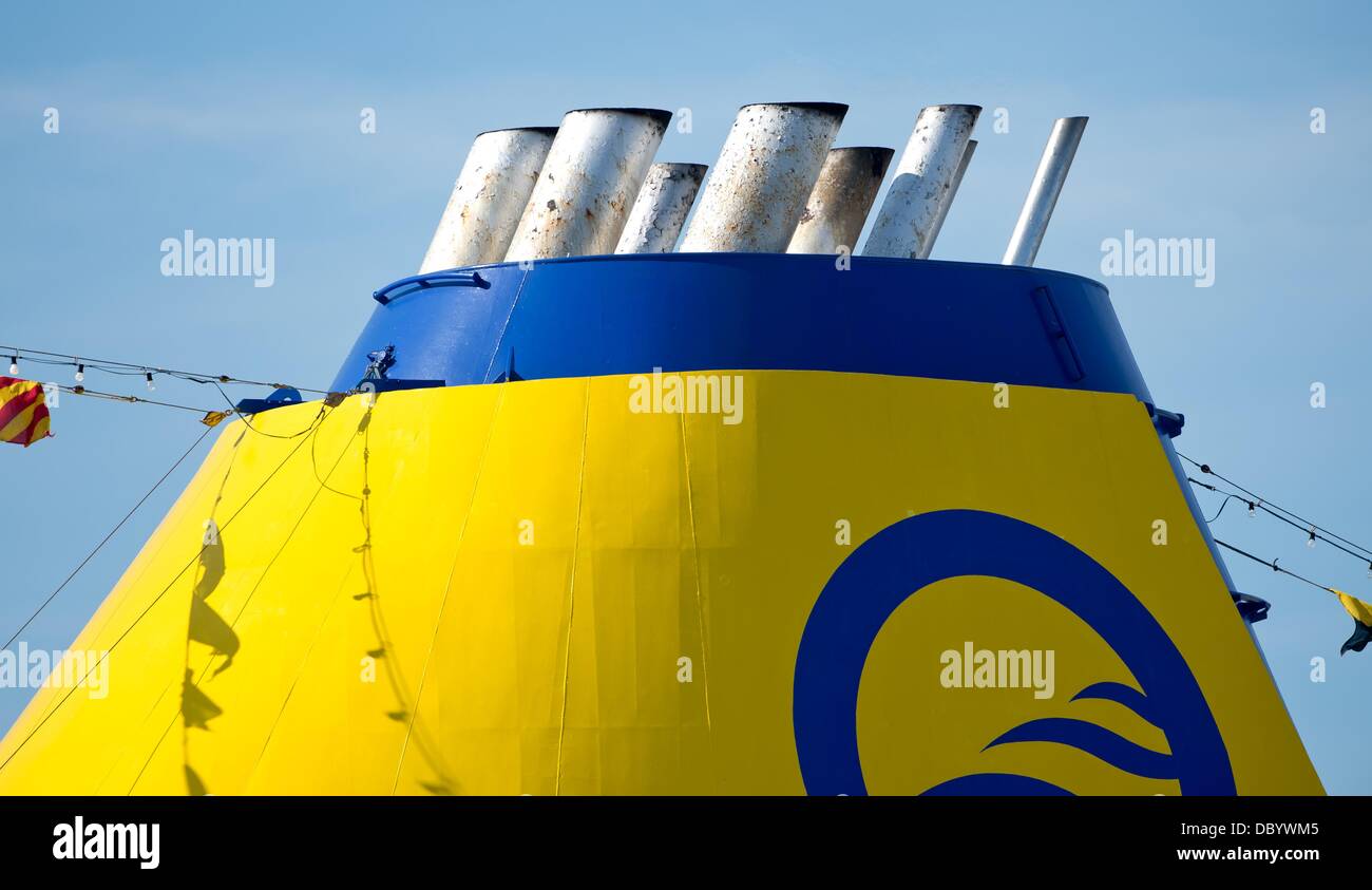 Cruise ship smoke stack hires stock photography and images Alamy