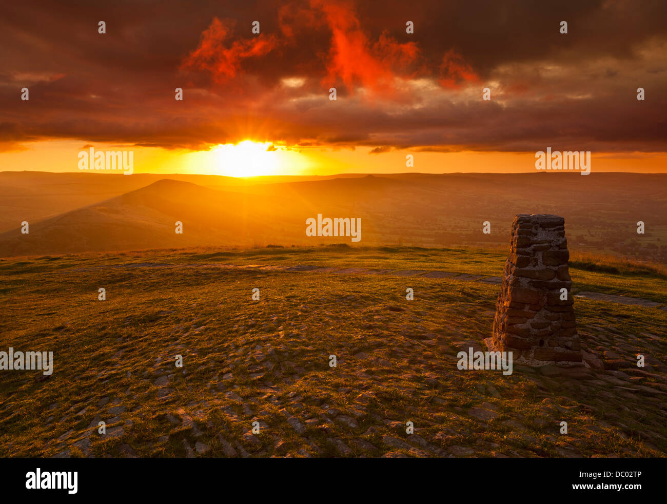 Hope valley, peak district hires stock photography and images Alamy