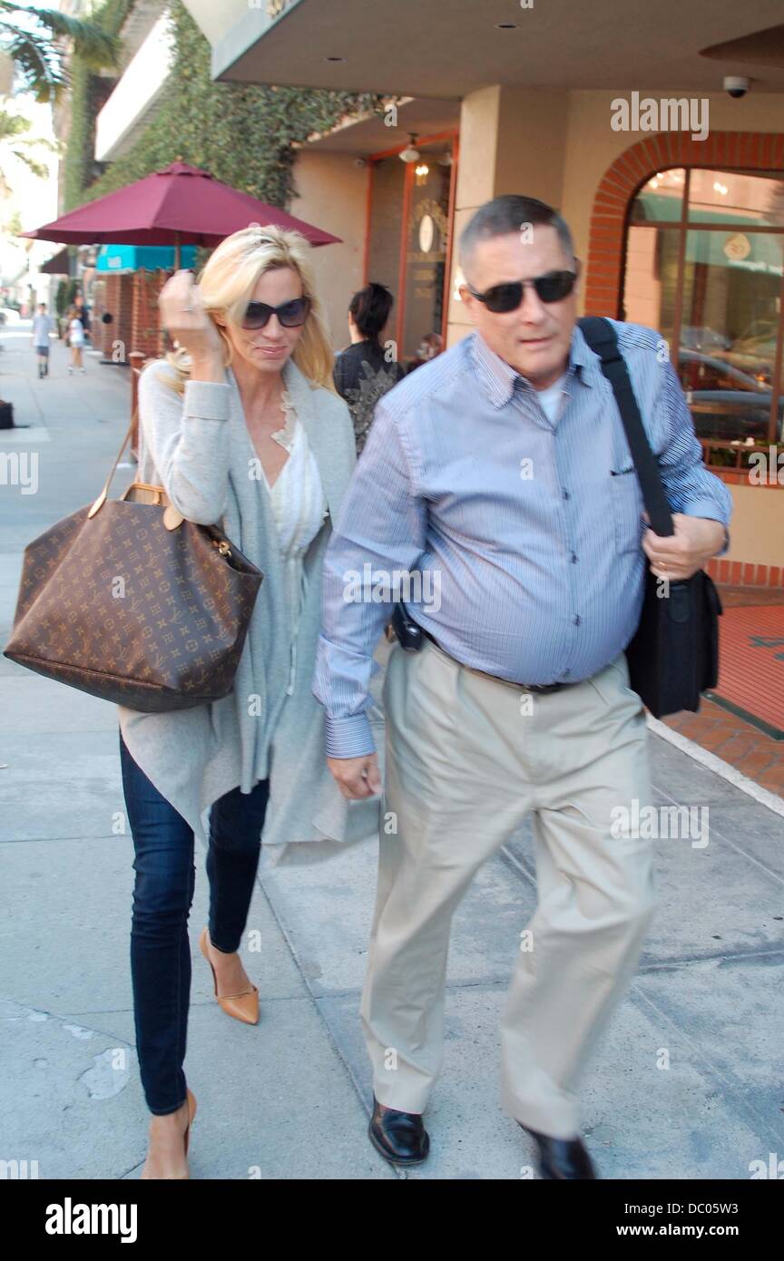 Paparazzi Camille Grammer nude photos 2019 Paparazzi Camille Grammer nude photos 2019