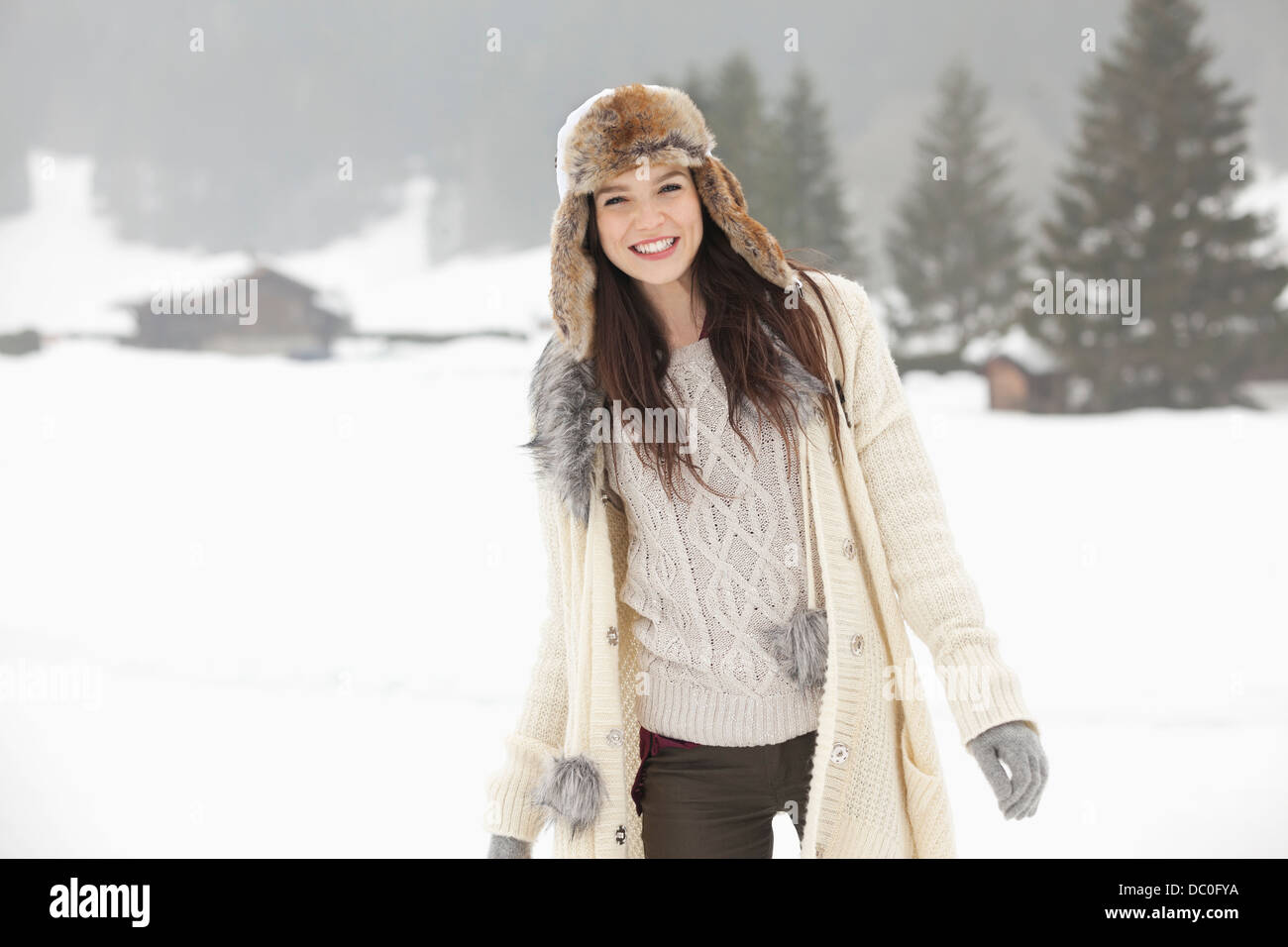 Woman freezing cold snow hi-res stock photography and images - Alamy