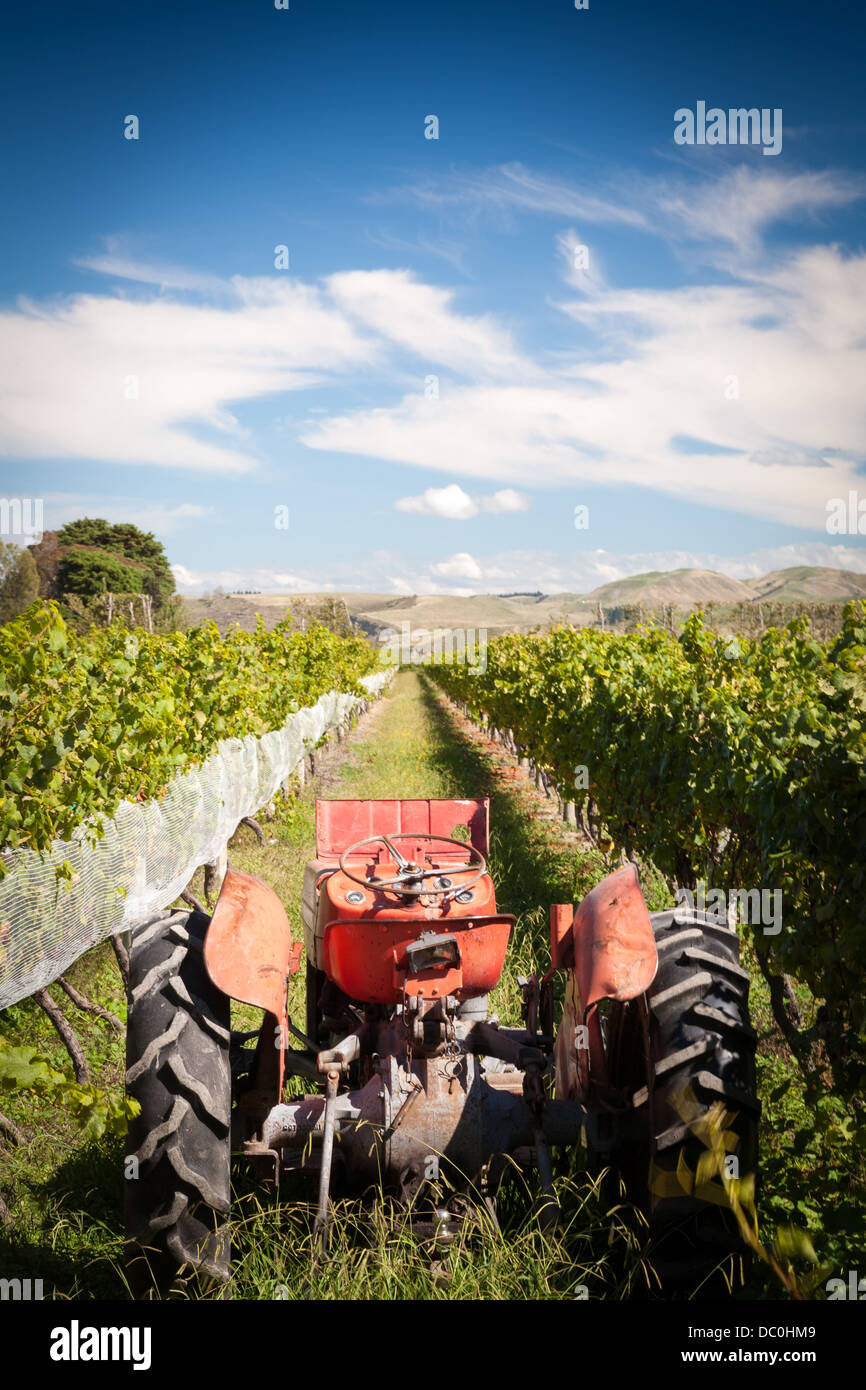 New zealand tractors hires stock photography and images Alamy