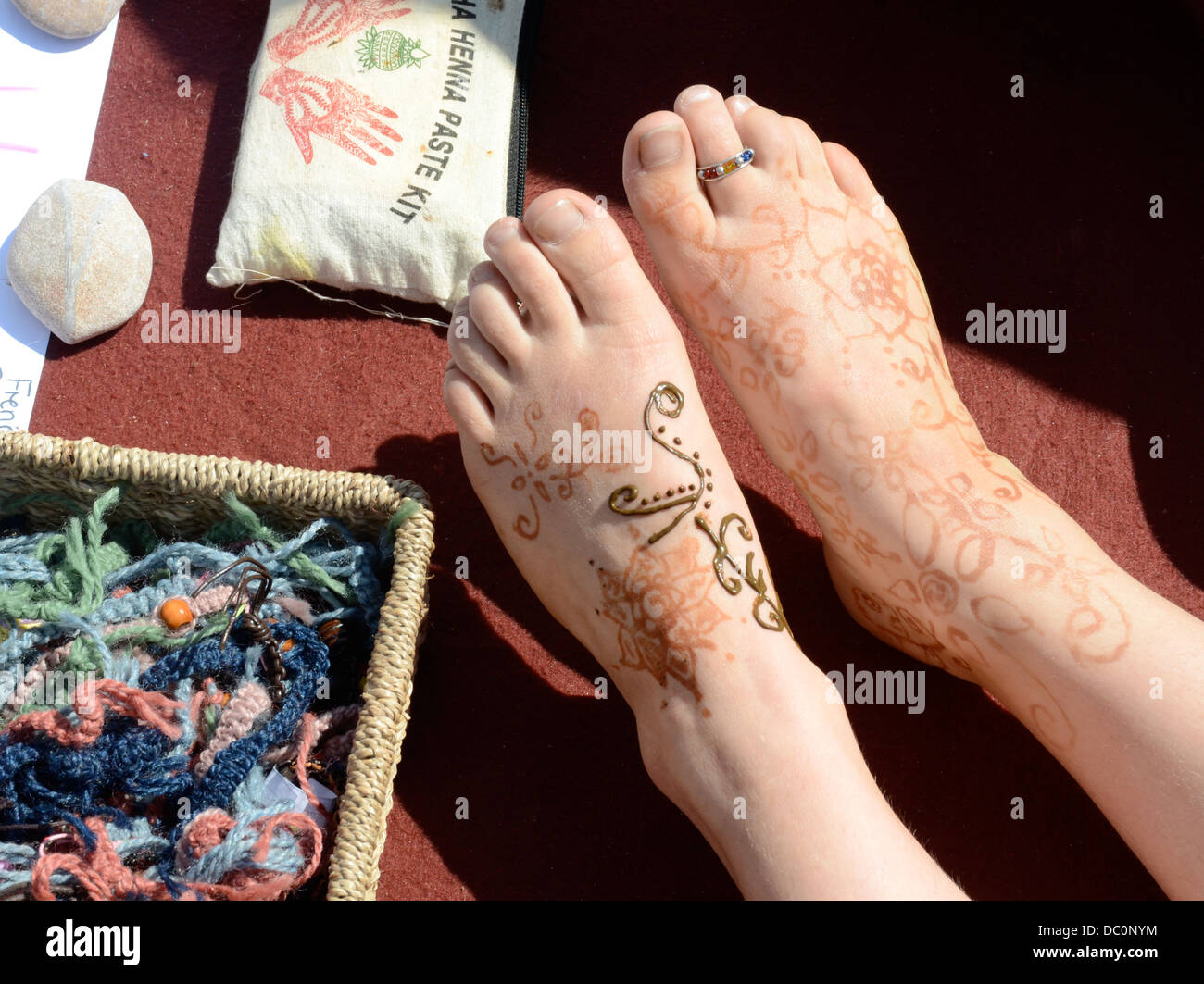 Henna 'tattoos' on the feet Stock Photo Alamy