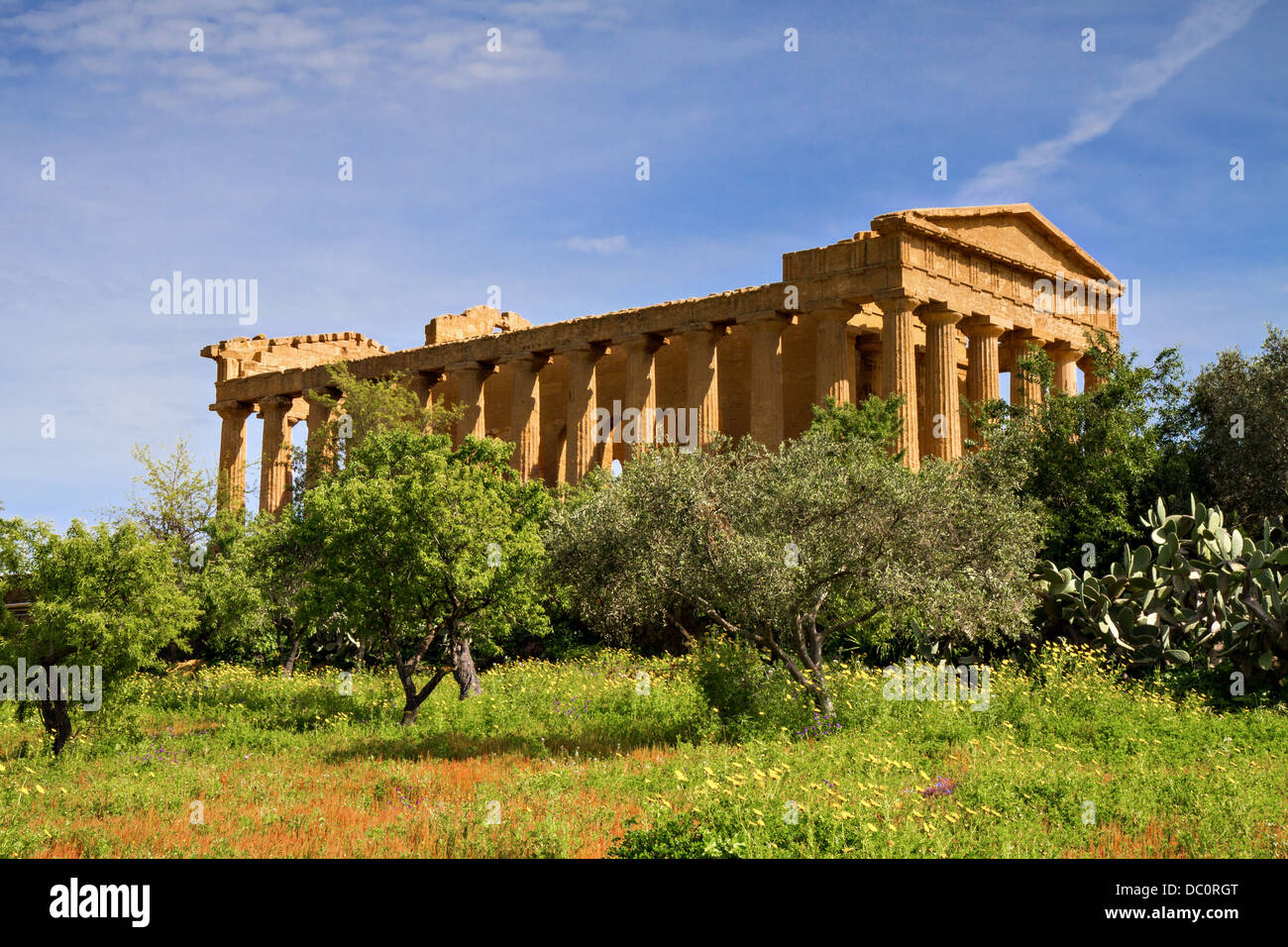 Greek Temple of Concordia, Agrigento, Sicily, Italy Stock Photo Alamy