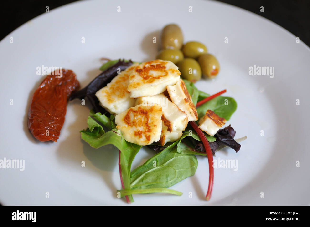 grilled halloumi mediterranean salad Stock Photo