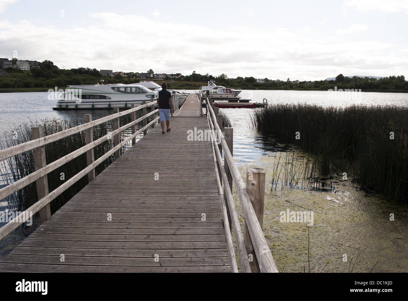 jetty for boats on the river erne in enniskillen Stock Photo Alamy
