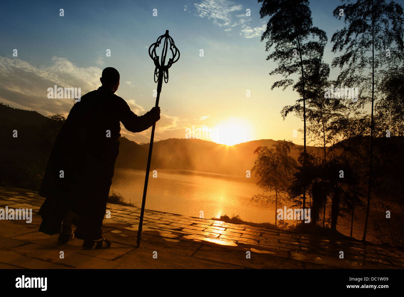 THE EMPEROR AND THE WHITE SNAKE AKA THE SORCERER AND THE WHITE SNAKE (2011) 001 JET LI SIUTUNG THE EMPEROR AND THE WHITE SNAKE AKA THE SORCERER AND THE WHITE SNAKE (2011) 001 JET LI SIUTUNG