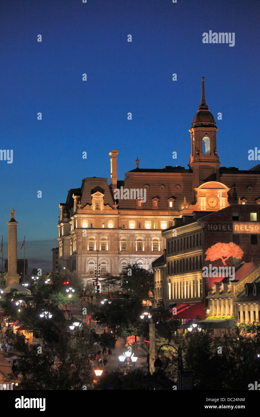 Place Jacques Cartier Quebec City Stock Photos & Place Jacques Cartier