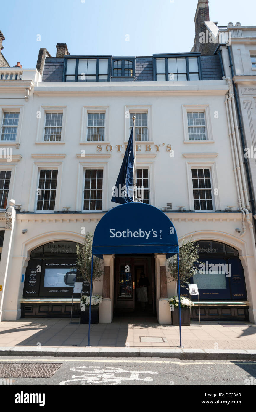 Sotheby's auctioneers 34-35 New Bond Street London UK Stock Photo