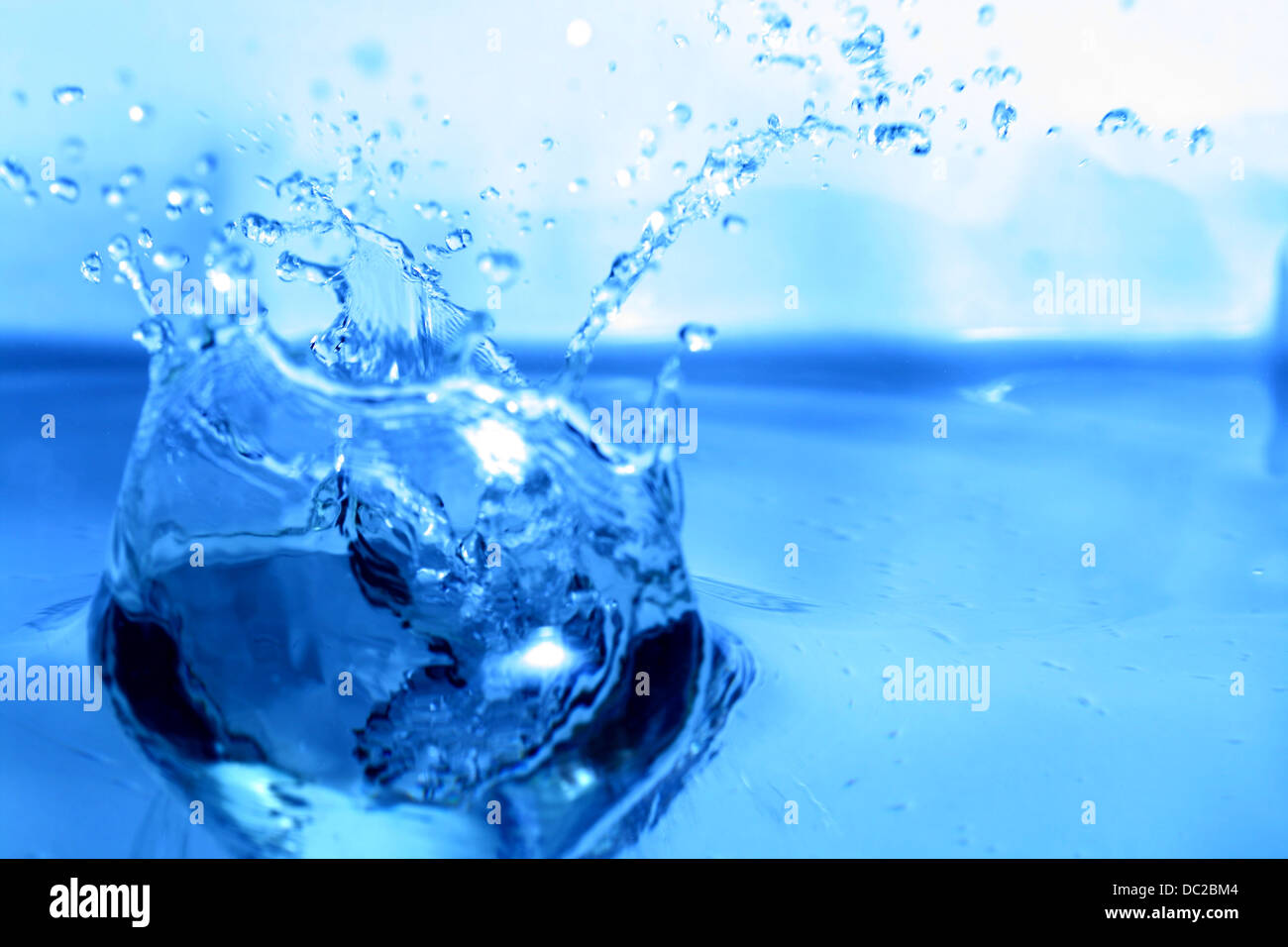 water splash macro close up Stock Photo - Alamy