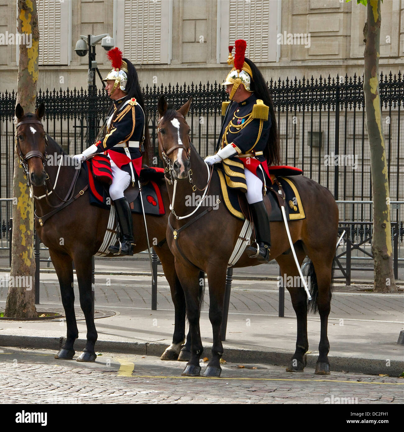 The differences of uniforms, equipment and harness, between a Guard (gendarme, left) and an officer (captain, right), of the ca Stock Photo
