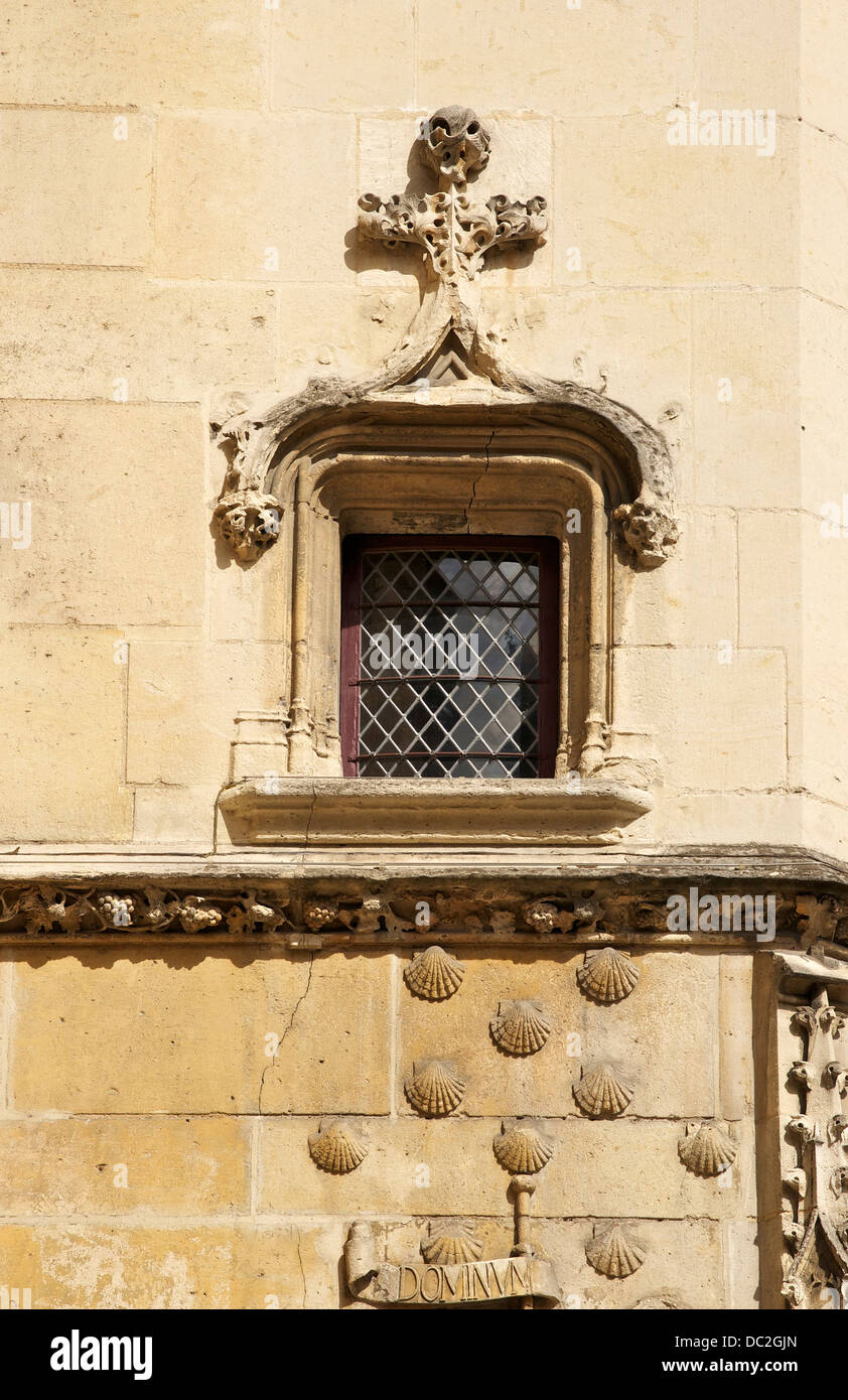 A Renaissance window at the Hôtel de Cluny in Paris features intricate ...