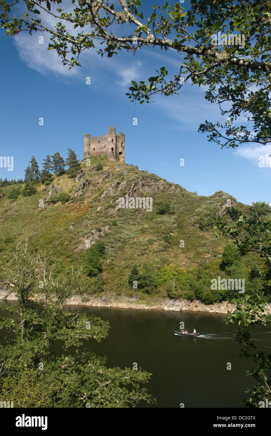 ALLEUZE CHATEAU RUINS BARAGE DE GRANVAL CANTAL AUVERGNE FRANCE Stock Photo