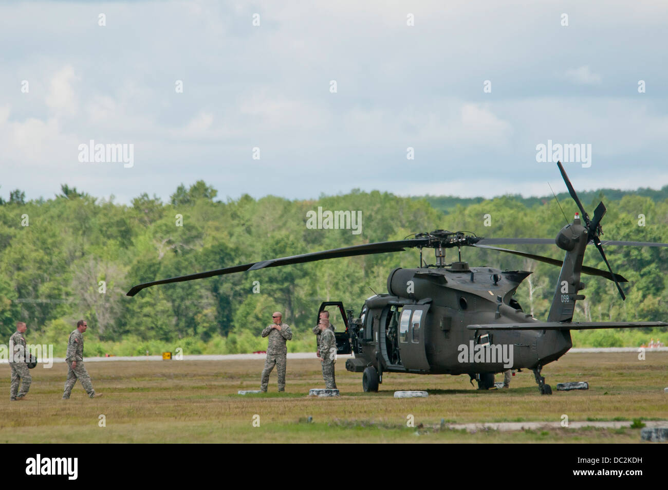 UH-60M Black Hawks from the 3-238 General Support Aviation Battalion from Grand Ledge, Michigan lands at Grayling Air Field, Grayling, Michigan, Aug. 3, 2013. The 3-238th are participating in Exercise Northern Strike 2013 a joint multinational combined ar Stock Photo